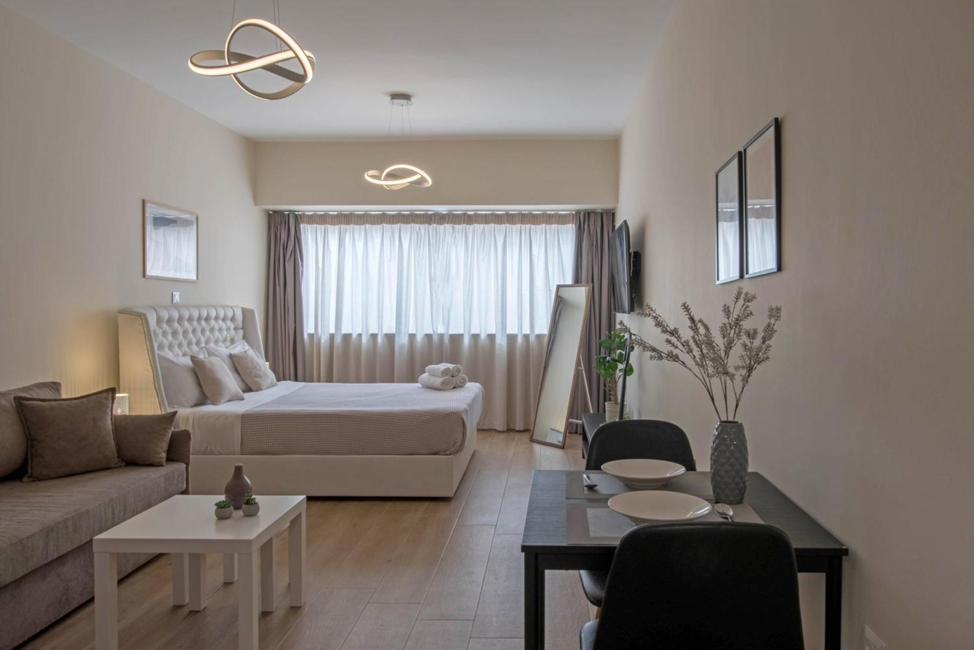 Amazing Apartments @ Aiolou Str. Athens Exterior photo